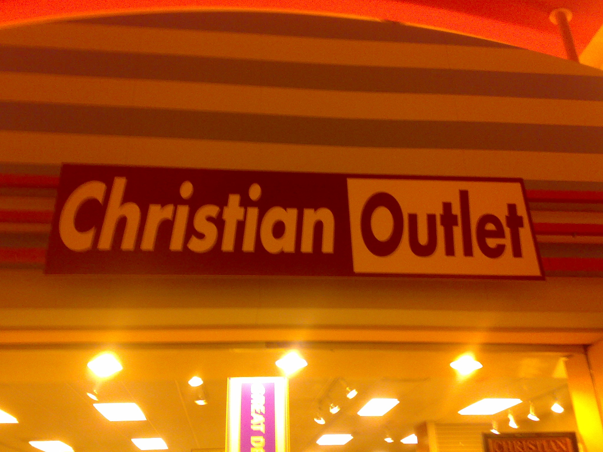 Christian Outlet